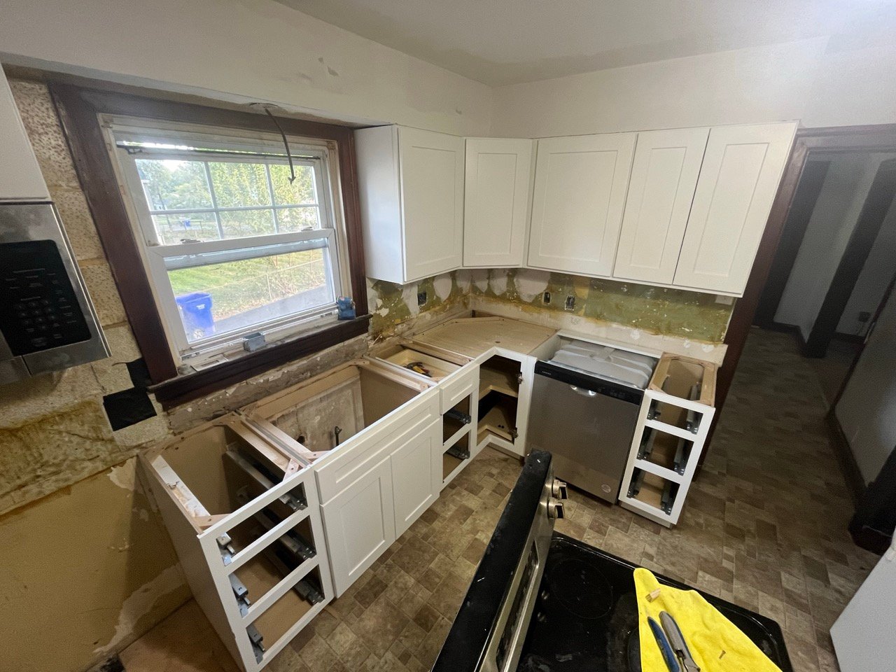 Kitchen before renovation